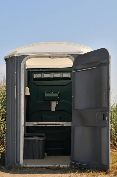Best Portable restroom trailer rental  in Wells, NV
